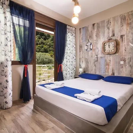 Simon King * Vourvourou