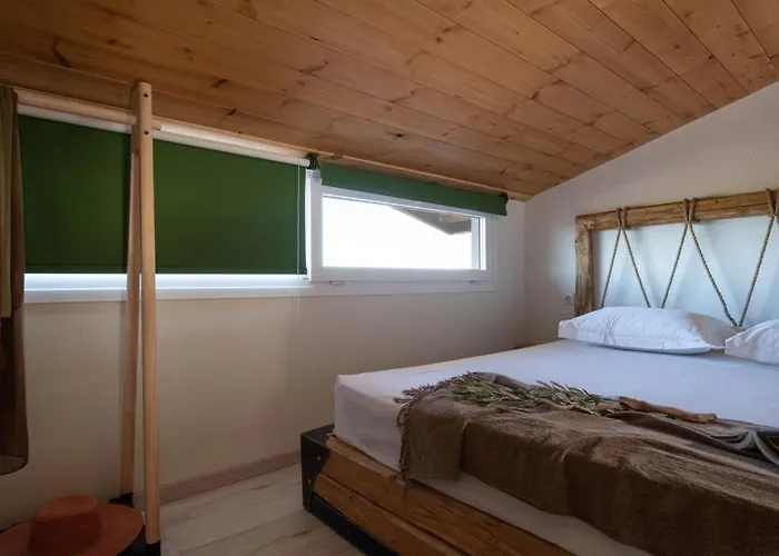 Simon King Apartamento Vourvourou