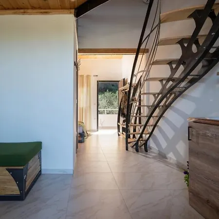 Simon King * Vourvourou